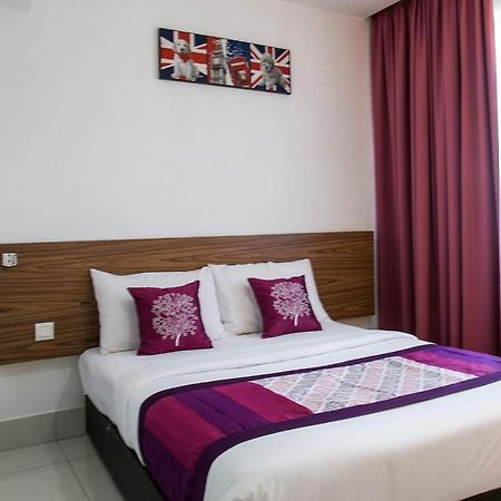 Oyo 180 V Hotel Kuala Lumpur Exteriör bild