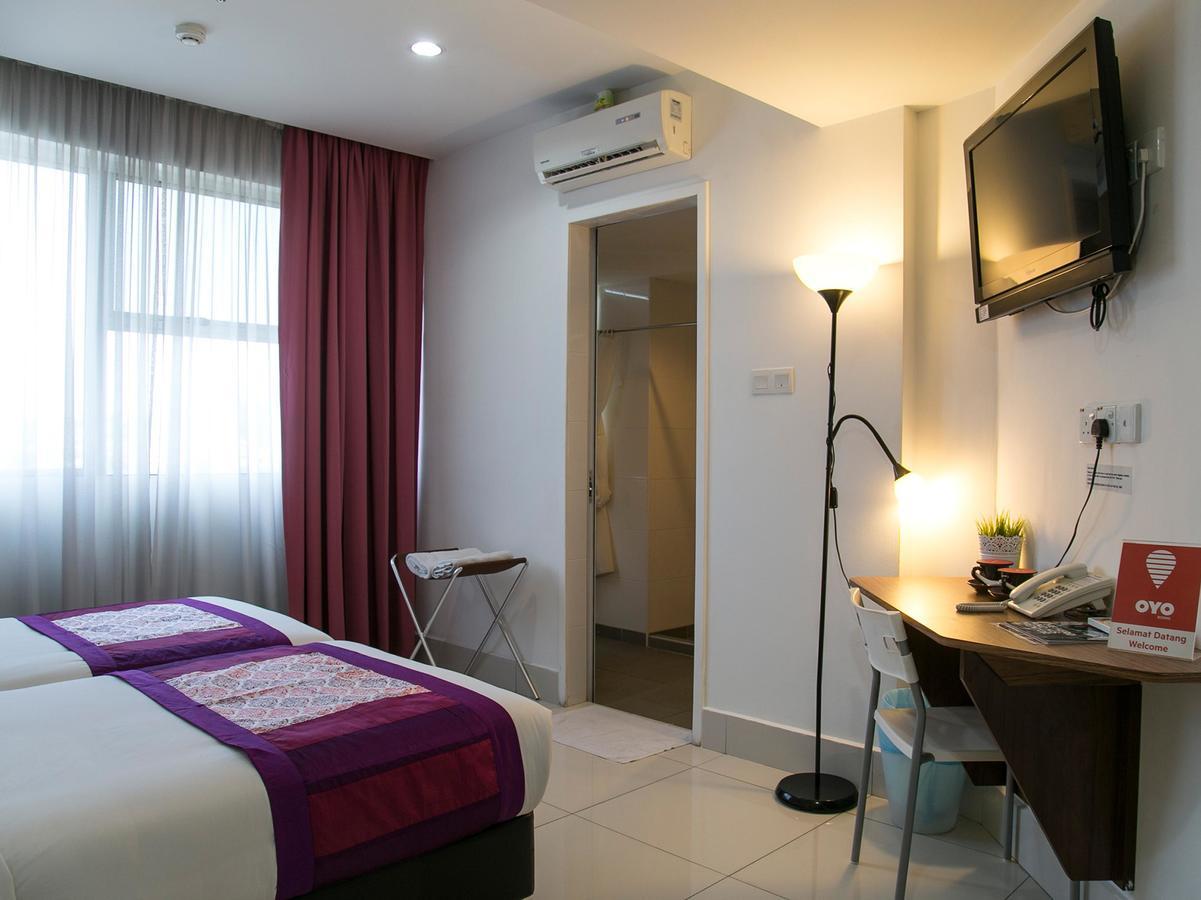 Oyo 180 V Hotel Kuala Lumpur Exteriör bild