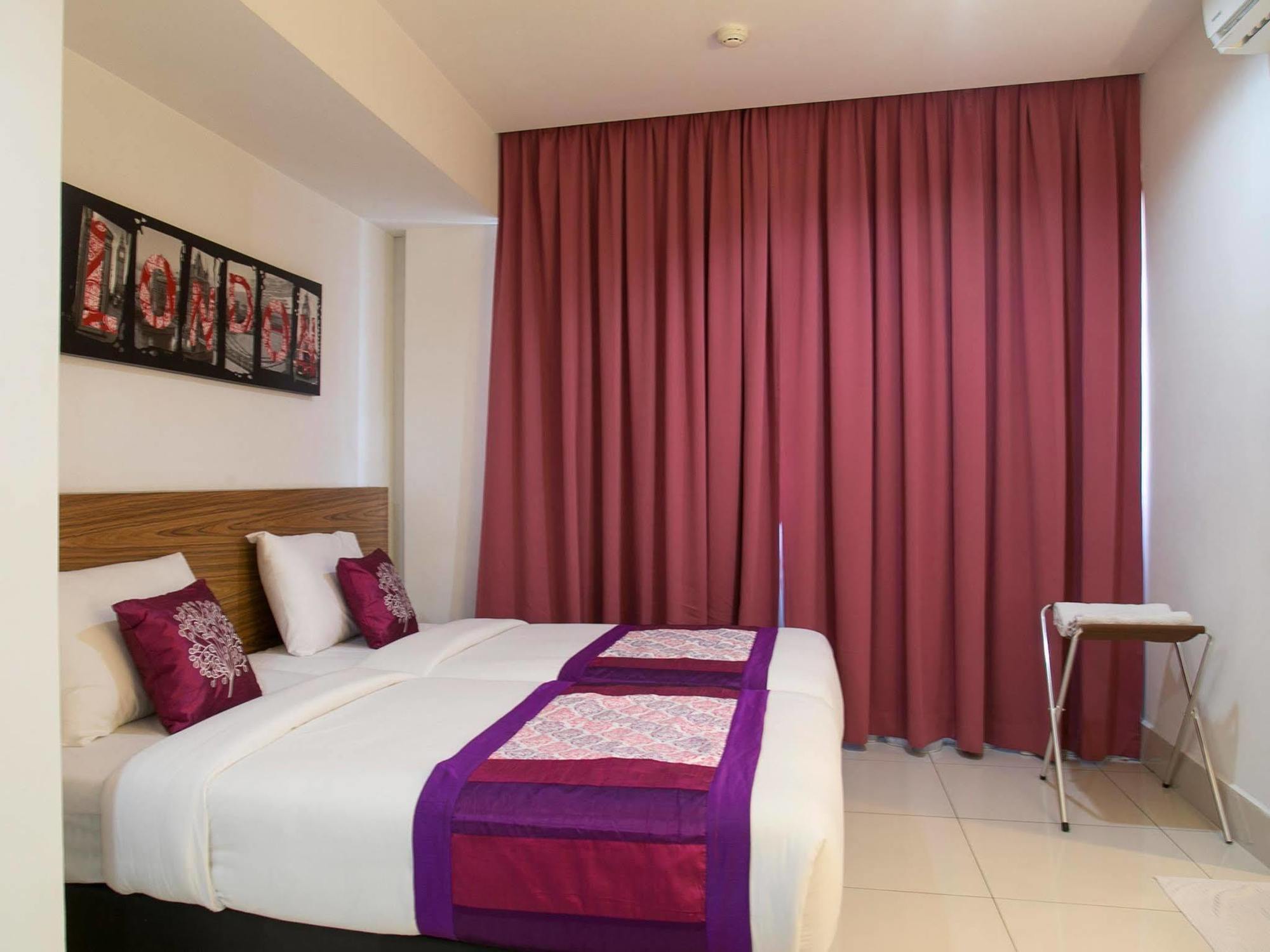 Oyo 180 V Hotel Kuala Lumpur Exteriör bild